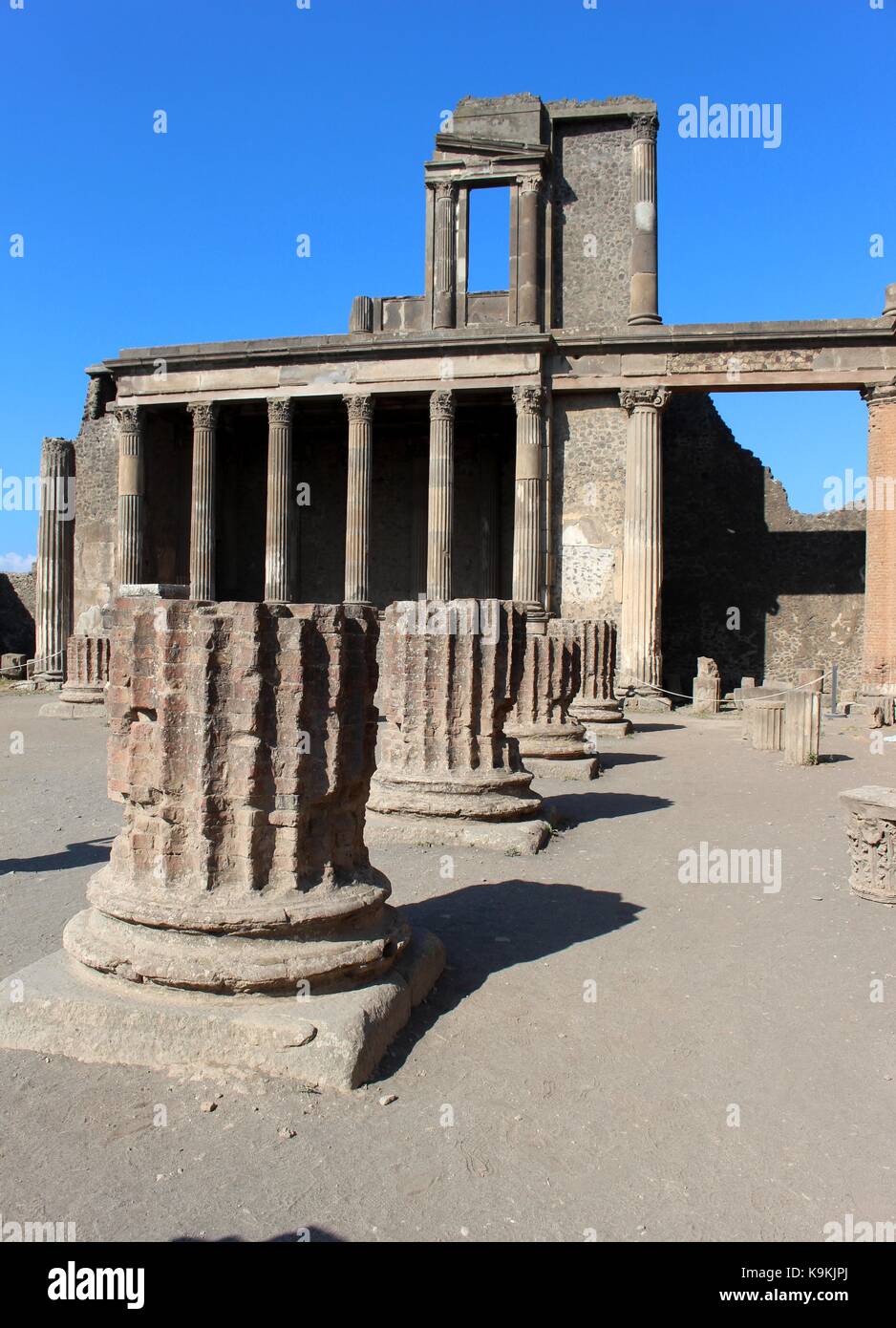 Los restos arqueológicos de Pompeya, demuestra la capacidad de la naturaleza para destruir y conservar. Foto de stock