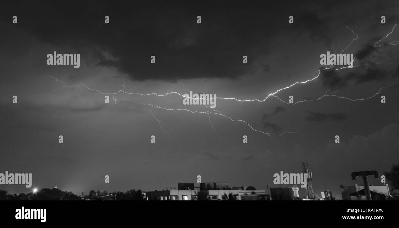 Efecto rayo Imágenes de stock en blanco y negro Alamy