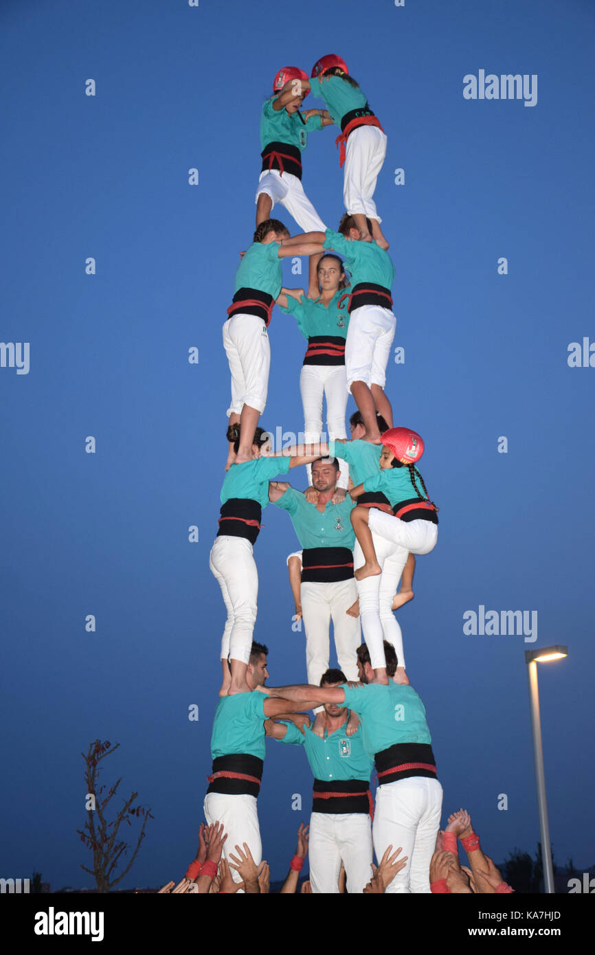 Cataluña, España sep 2017. Los Castellers de Vilafranca del Penedes practicando sus torres humanas Foto de stock