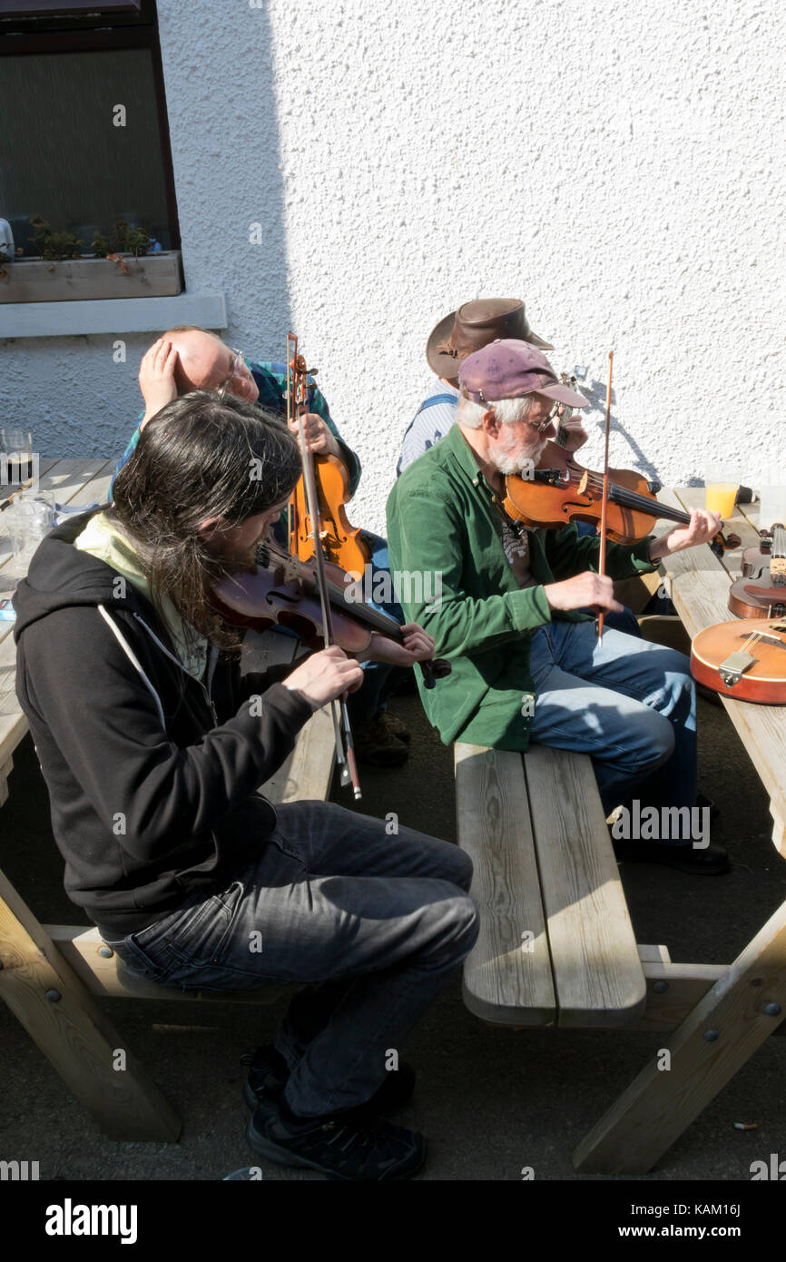 Orkney folk festival fiddle jugadores Foto de stock