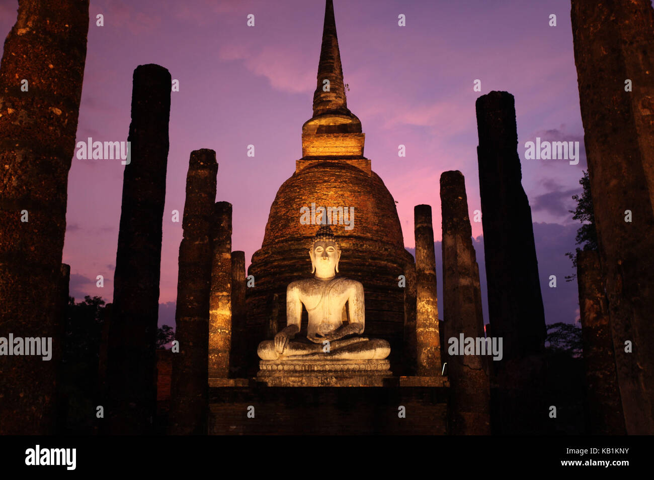 Asia, sudeste de Asia, Tailandia, Sukhothai, parque histórico, templo, Wat Sa Si, Foto de stock