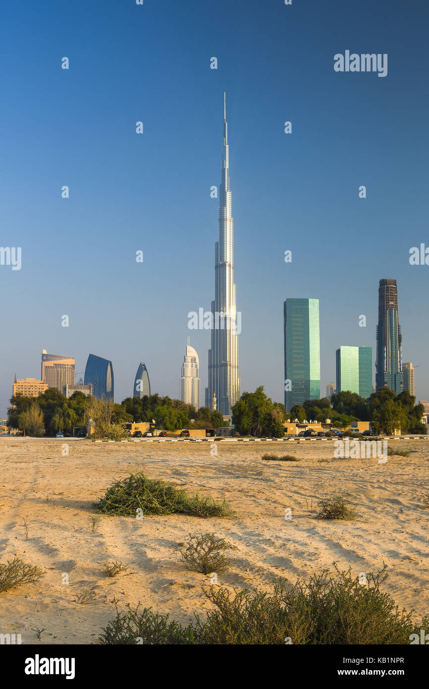Vista en el Burj Khalifa Gebäude, centro de la ciudad, Dubai, Foto de stock