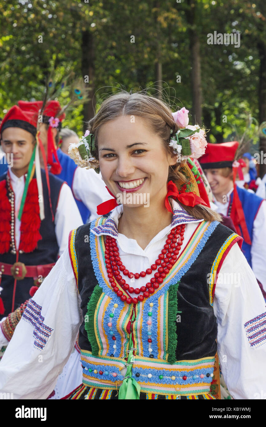 Alemania, Baviera, Munich, Oktoberfest, tradicional desfile, folklore polaco grupo en trajes tradicionales, Foto de stock