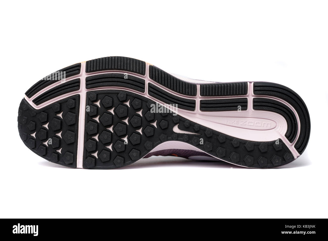 Black nike running shoe sole fotografías e imágenes de alta resolución -  Alamy