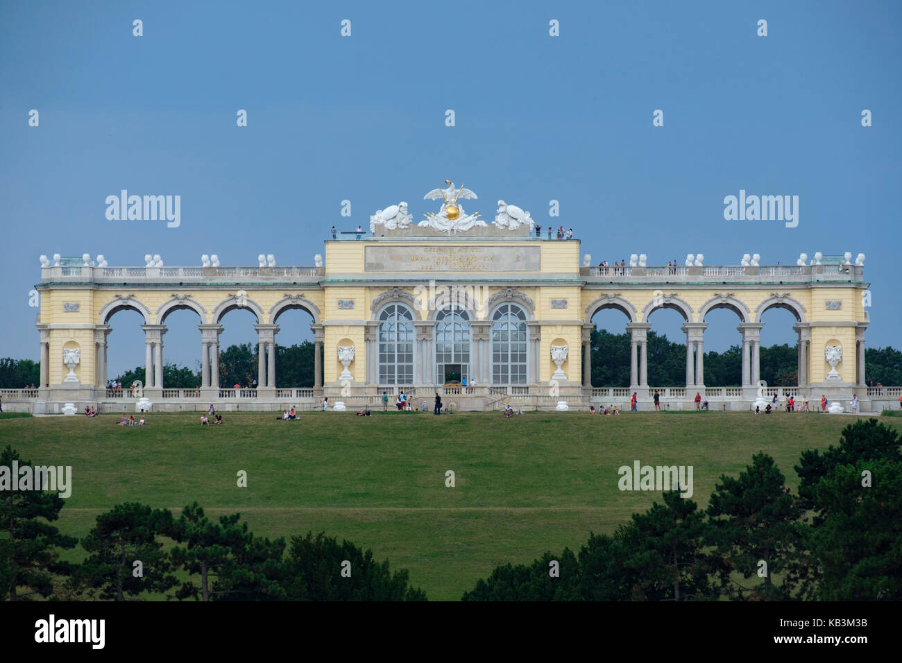 Gloriette al Palacio de Schönbrunn en Viena, Austria, Europa Foto de stock