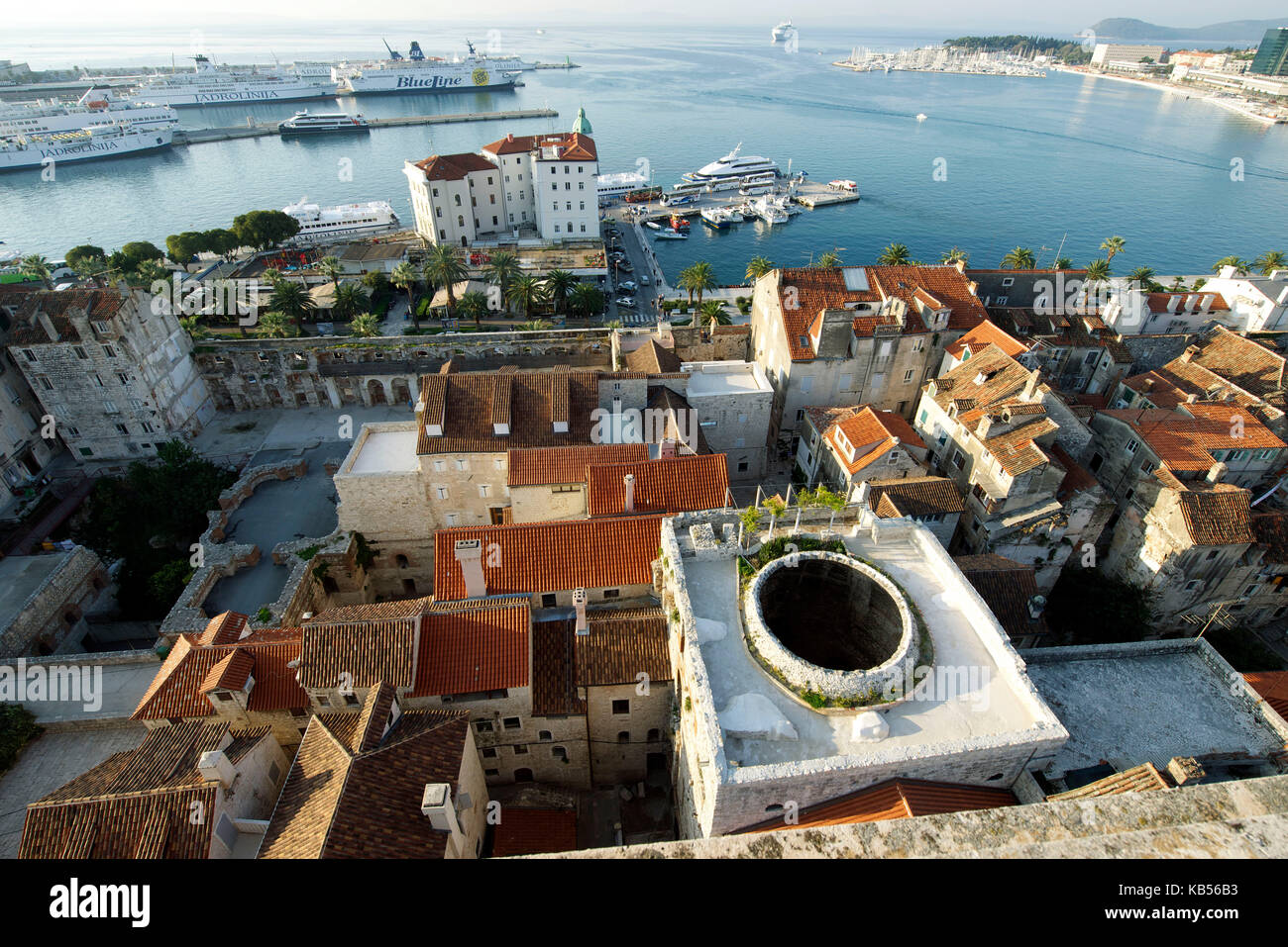 Croacia, Costa de Dalmacia, Split, antigua ciudad romana listados como patrimonio mundial por la UNESCO, el palacio de Diocletian Foto de stock