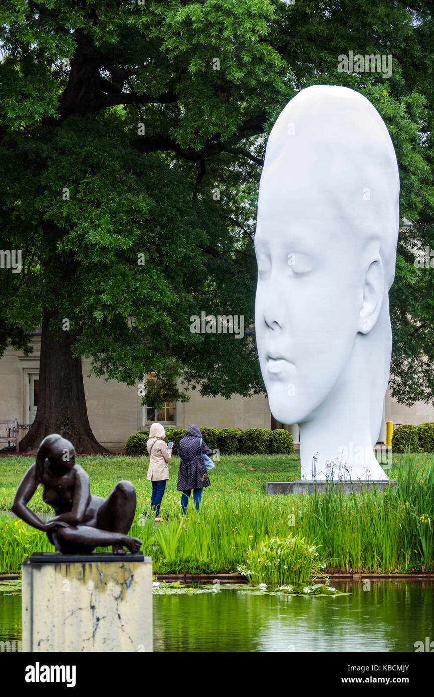 Richmond Virginia,Virginia Museum of Fine Arts,VMFA,Robins Sculpture Garden,Jaume Plensa,escultura a gran escala,al aire libre,visita turística Foto de stock
