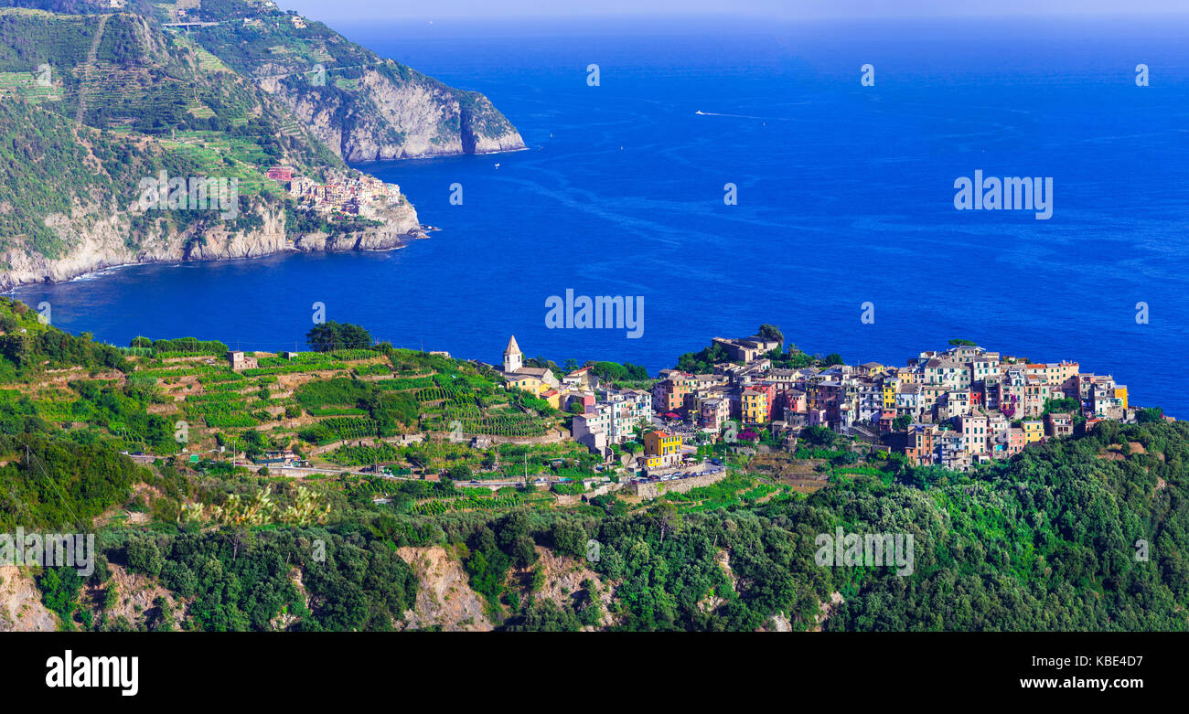 Más bellas aldeas italianas - corniglia en la Cinque Terre , lliguria Foto de stock
