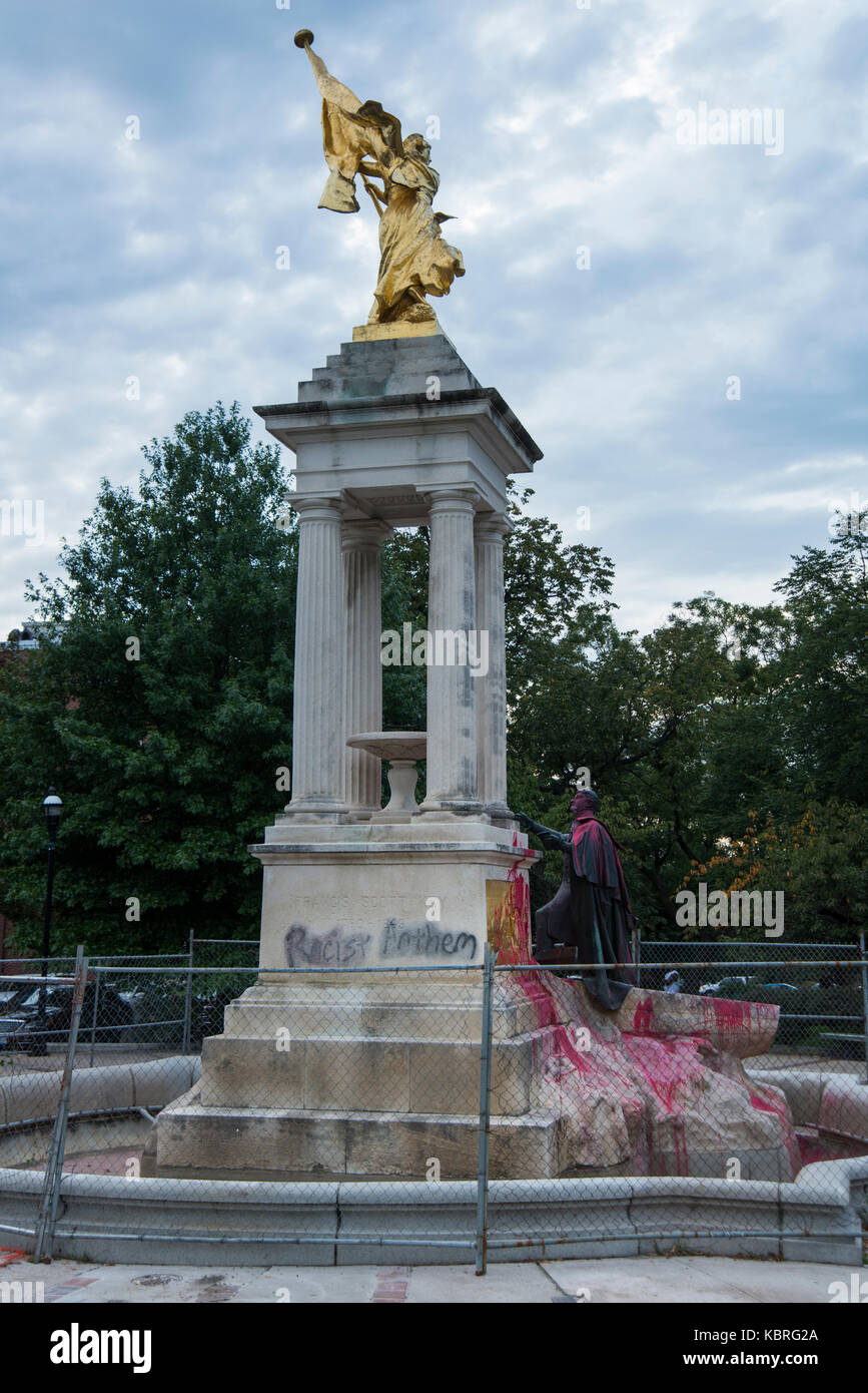 Francis Scott Key estatua en Bolton hill vandalizadas con spray de pintura. Baltimore City recientemente eliminó tres monumentos en honor a figuras confederado Foto de stock