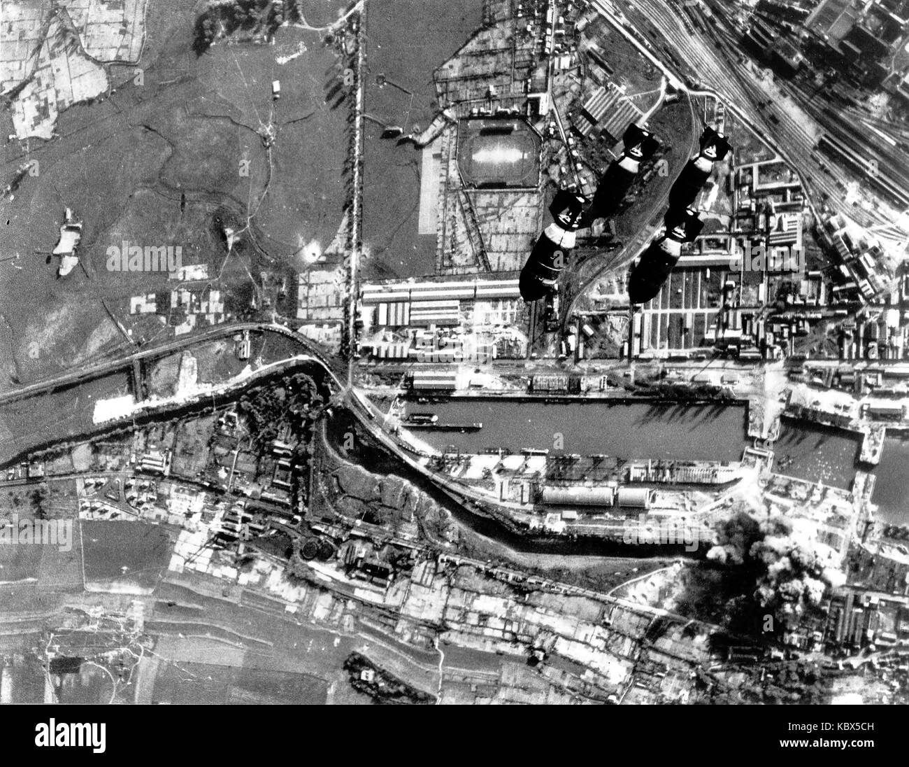 La fotografía aérea de los bombardeos aliados durante la segunda guerra mundial Foto de stock