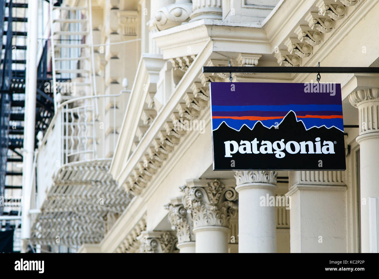 Marca patagonia fotografías e imágenes de alta resolución - Alamy