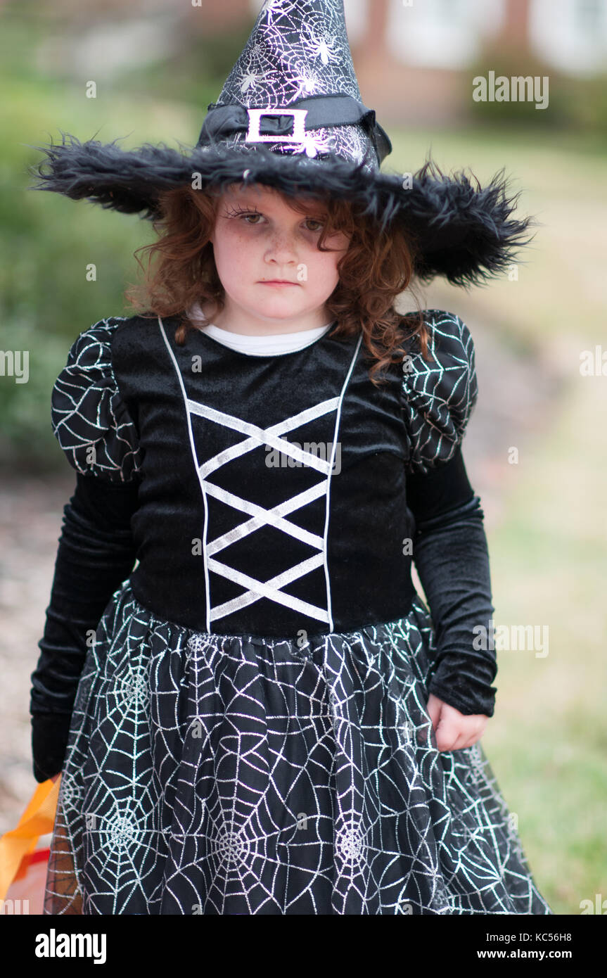 Medias de bruja de rayas blancas y negras | Disfraz de Halloween para niños  y medias de vestir