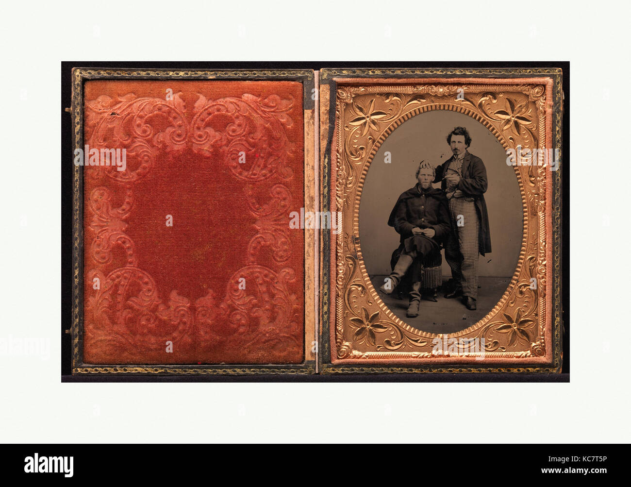 Union Soldado Y Barber 1861 1865 Tintype Placa 11 6 9 2 Cm 4 9 16 X 3 5 8 Pulg Fotografias Desconocidas American Fotografia De Stock Alamy