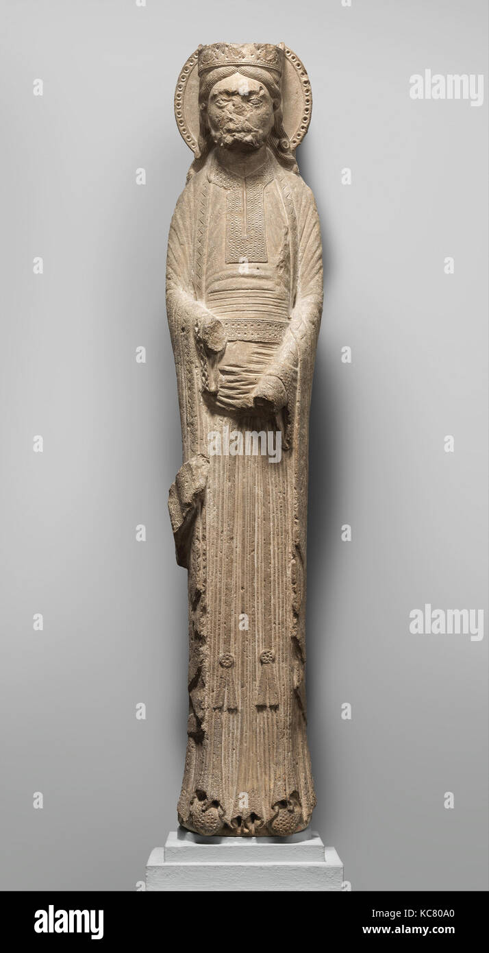 Columna estatua de un rey, ca. 1150-60, realizado en Saint-Denis, Francés, piedra caliza, en general: 45 x 9 1/2" x 9 1/2". (115,6 x 22,9 x 24 Foto de stock