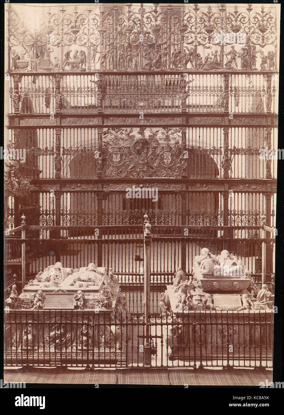 Sepulcro de los Reyes Católicos, Granada, Desconocido, 1880-90 Foto de stock