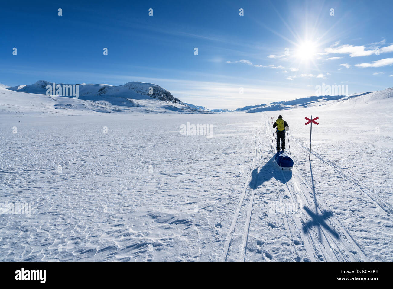 Esquí de travesía en el kebnekaise área masiva, la Laponia sueca, Suecia, Europa Foto de stock