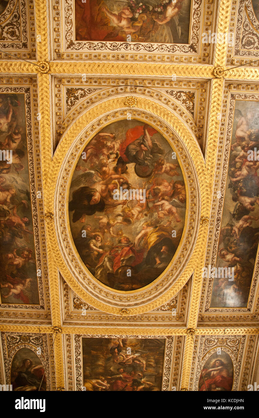 El rubens techo en salón de banquetes en Banqueting House, el Palacio de Whitehall, Londres Foto de stock