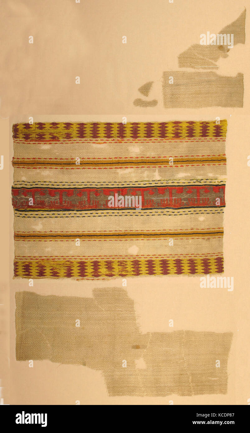 Toalla litúrgica, ca. 1300, realizado en Umbría, Italia, Italiano, el lino,  la seda y el hilo de metal, Enmarcado: 38 × 28 × 1 1/2 1/4 pulg. (96.5  Fotografía de stock - Alamy