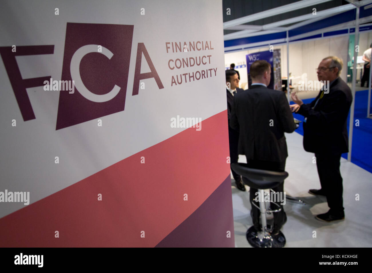 FCA, la conducta financiera competente stand en la exposición Payexpo, Londres Foto de stock