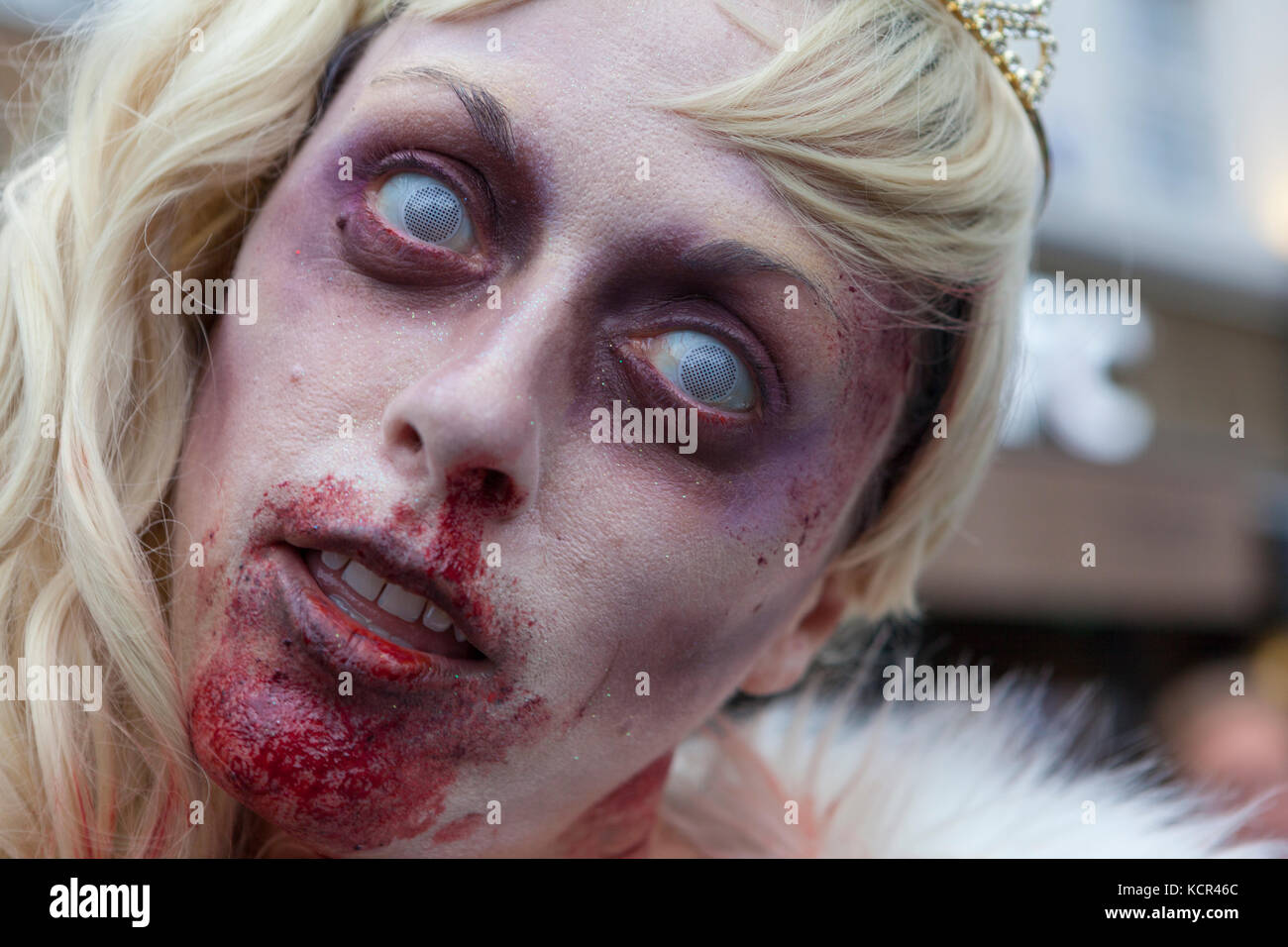 World zombie day 2017 fotografías e imágenes de alta resolución - Alamy