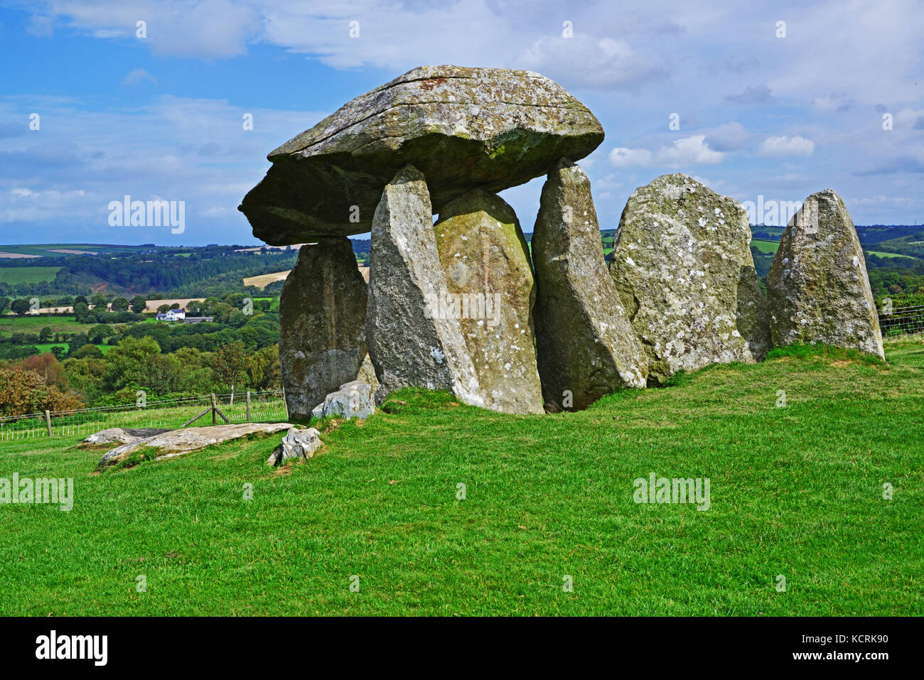 Pentre ifan túmulo neolítico. Foto de stock