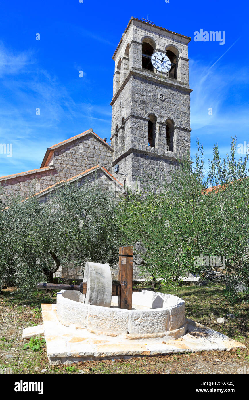 La Iglesia de Nuestra Señora de las Nieves, Pupnat, la isla de Korcula, Croacia, Dalmacia, Costa Dálmata, Europa. Foto de stock