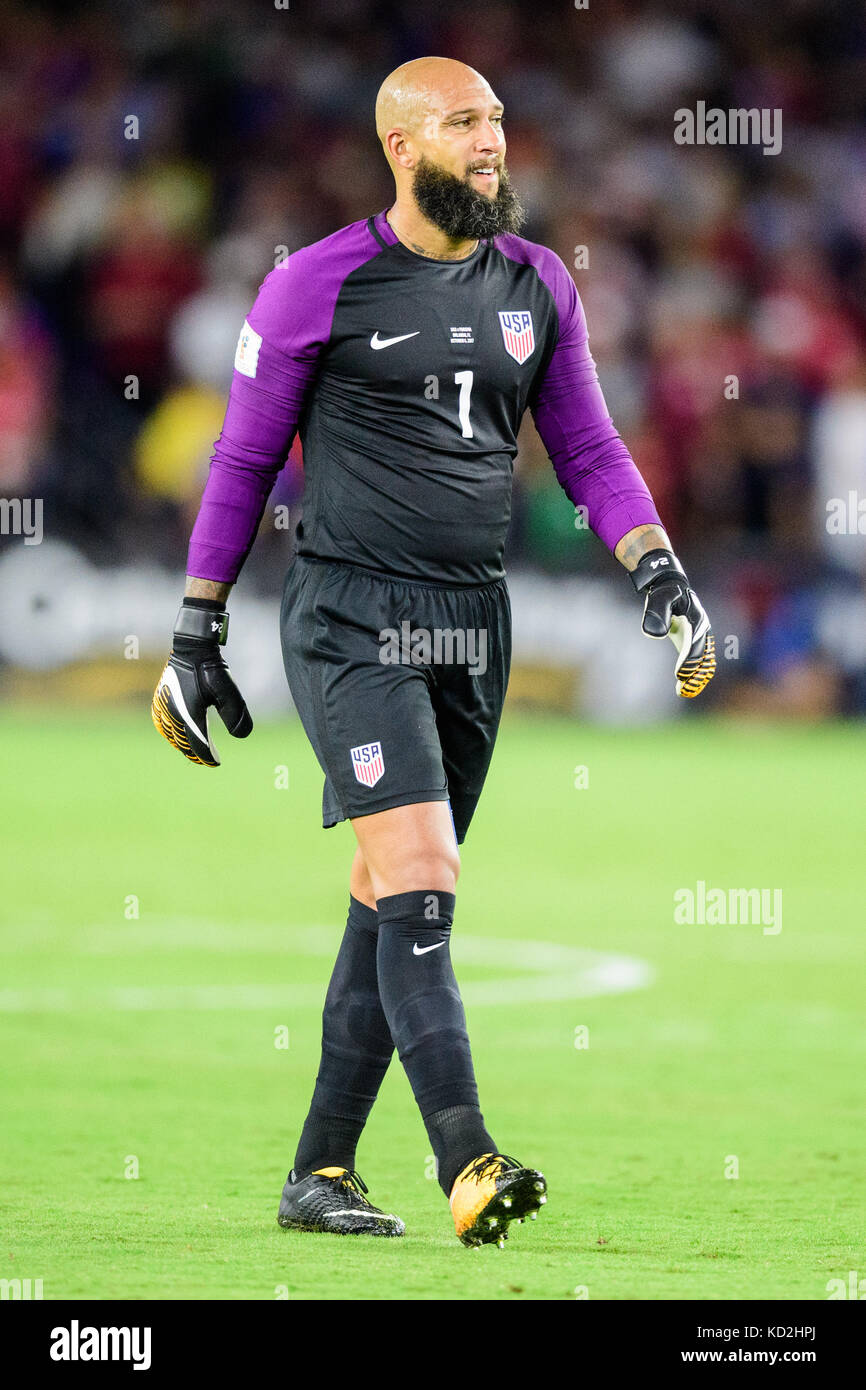 Portero de Estados Unidos Tim Howard (1) durante el hombre de la Copa  Mundial de Fútbol Internacional Qualifier match entre Panamá y los Estados  Unidos en el estadio de la ciudad de