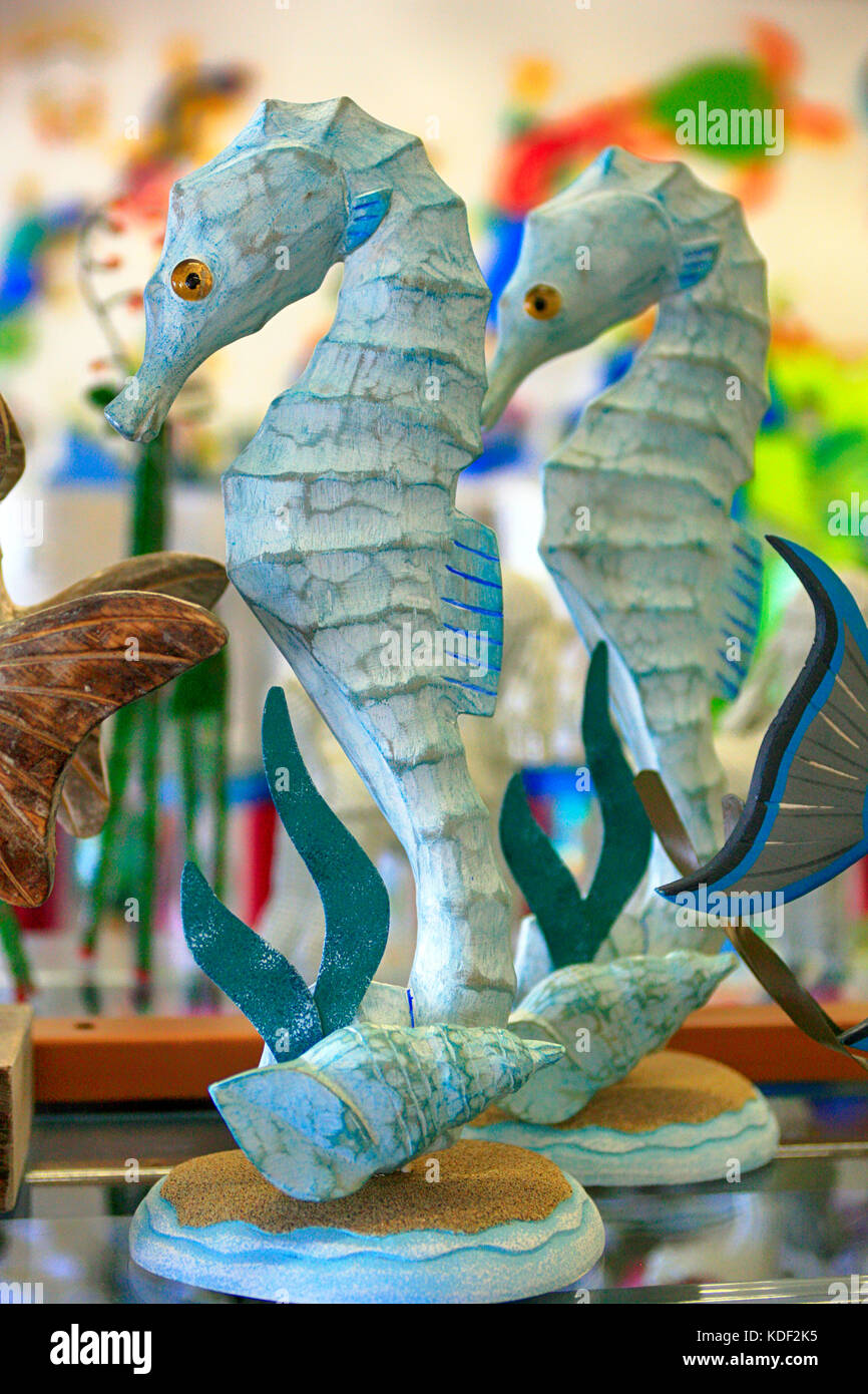 Caballitos de madera artesanales regalos perfectos para la