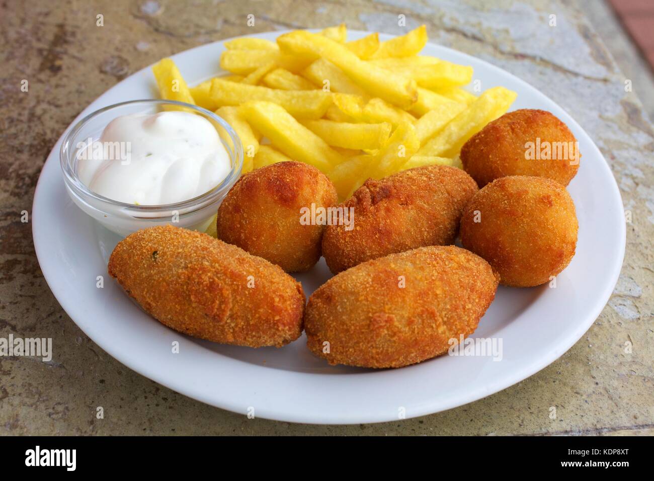 Croquetas de jamón fotografías e imágenes de alta resolución - Alamy