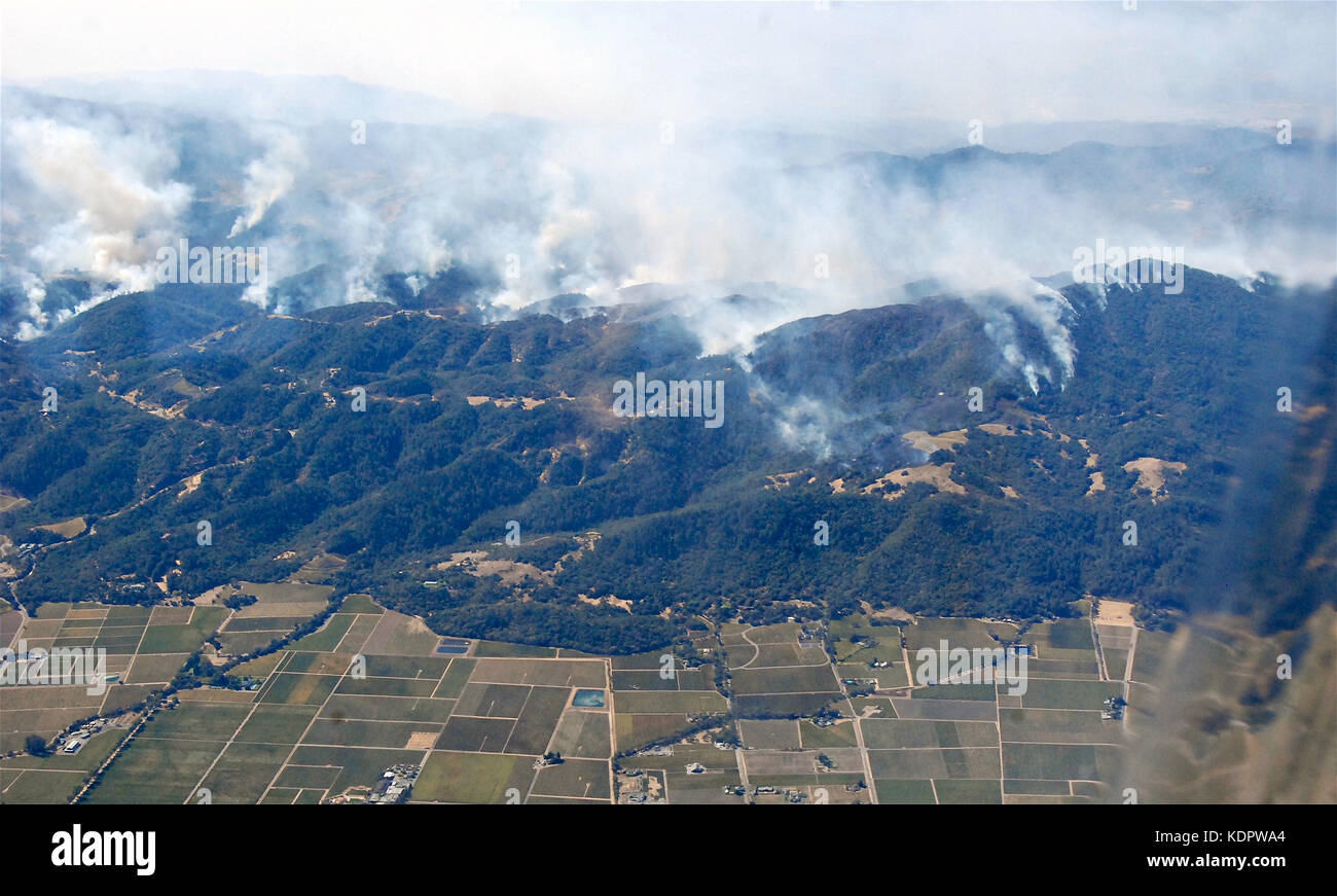 Incendios forestales en estados unidos fotografías e imágenes de alta