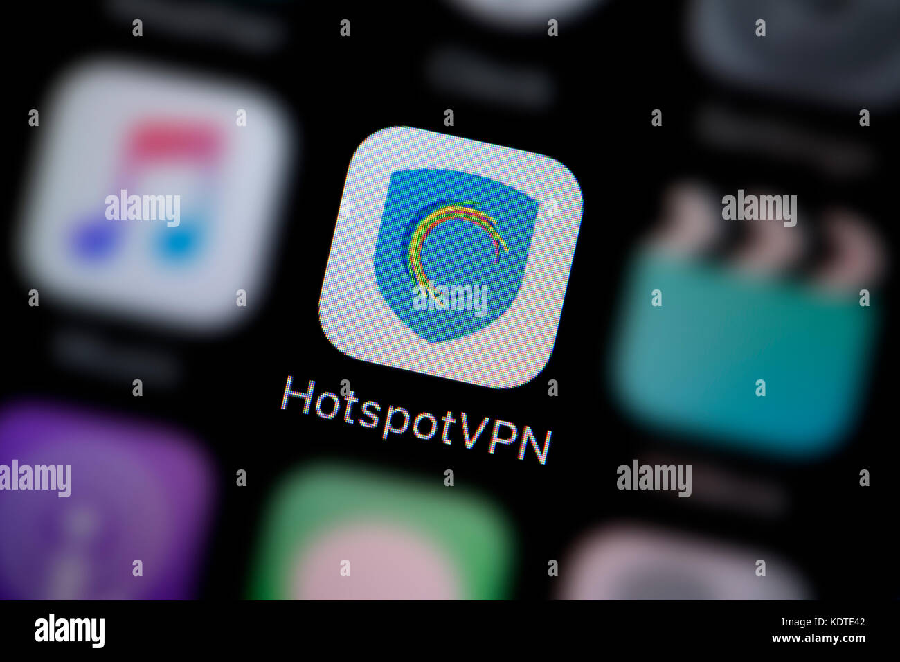 Un primer plano del logotipo que representa el icono app VPN Hotspot, como se ve en la pantalla de un teléfono inteligente (uso Editorial solamente) Foto de stock