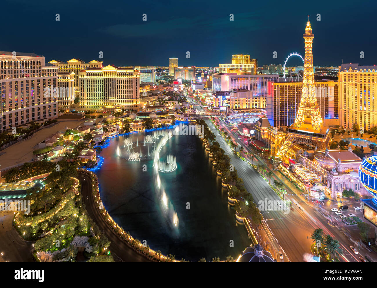 Vista aérea de la strip de Las Vegas por la noche Foto de stock