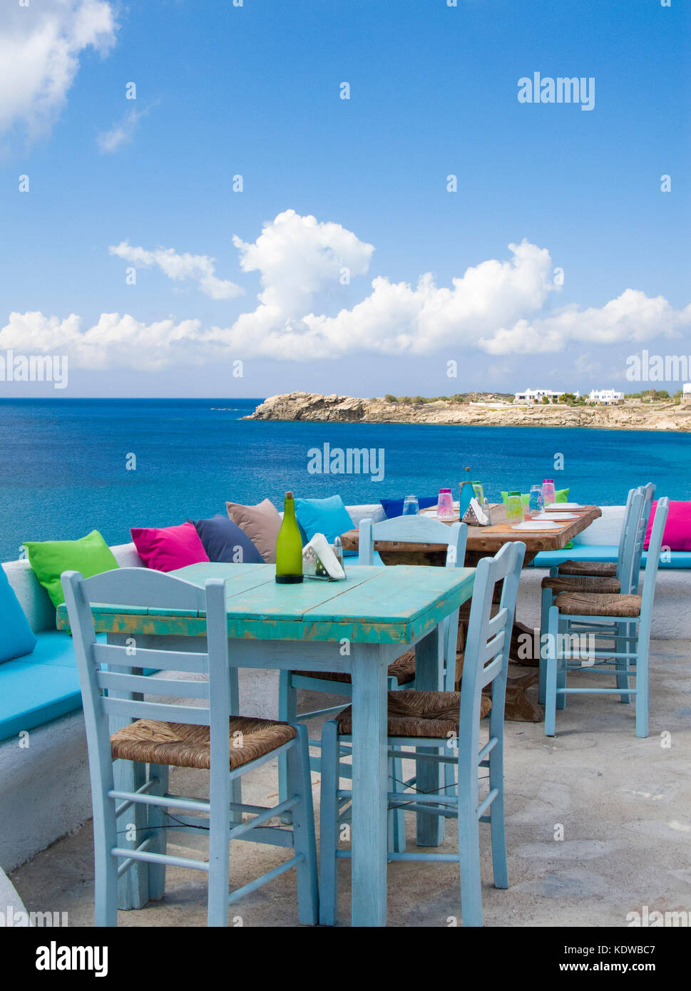 Anna's Place, un elegante bar de playa en Playa Paraíso, Mykonos Cyclades, Egeo, Grecia, Europa Foto de stock