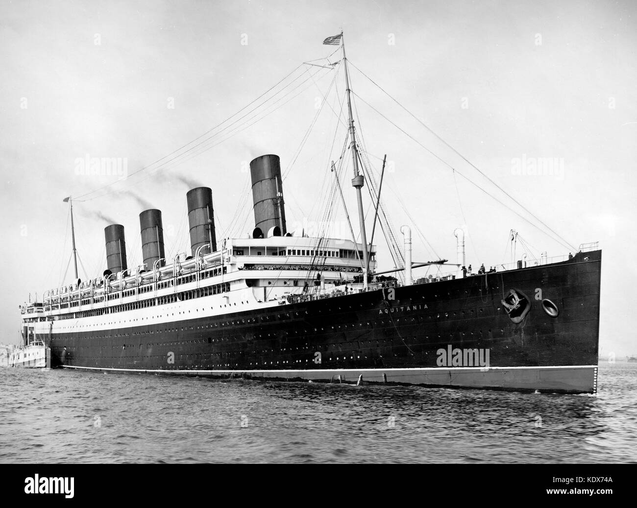 RMS Aquitania, Cunard Line 1914-20 Foto de stock