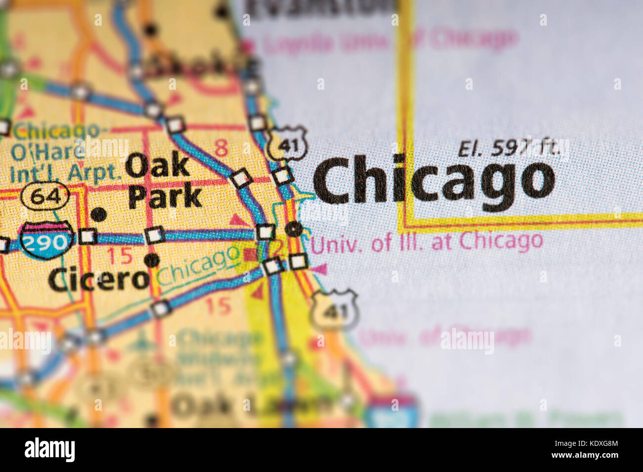 Primer plano de Chicago, Illinois, en un mapa de carreteras de los Estados  Unidos Fotografía de stock - Alamy