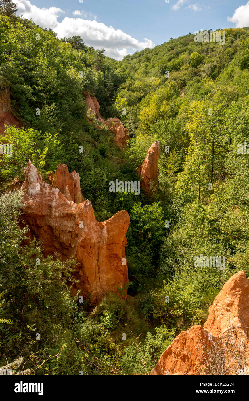 Valle de los Santos, formaciones rocosas, Boudes, departamento de Puy de Dome, Auvergne-Rhône-Alpes, Francia, Europa Foto de stock