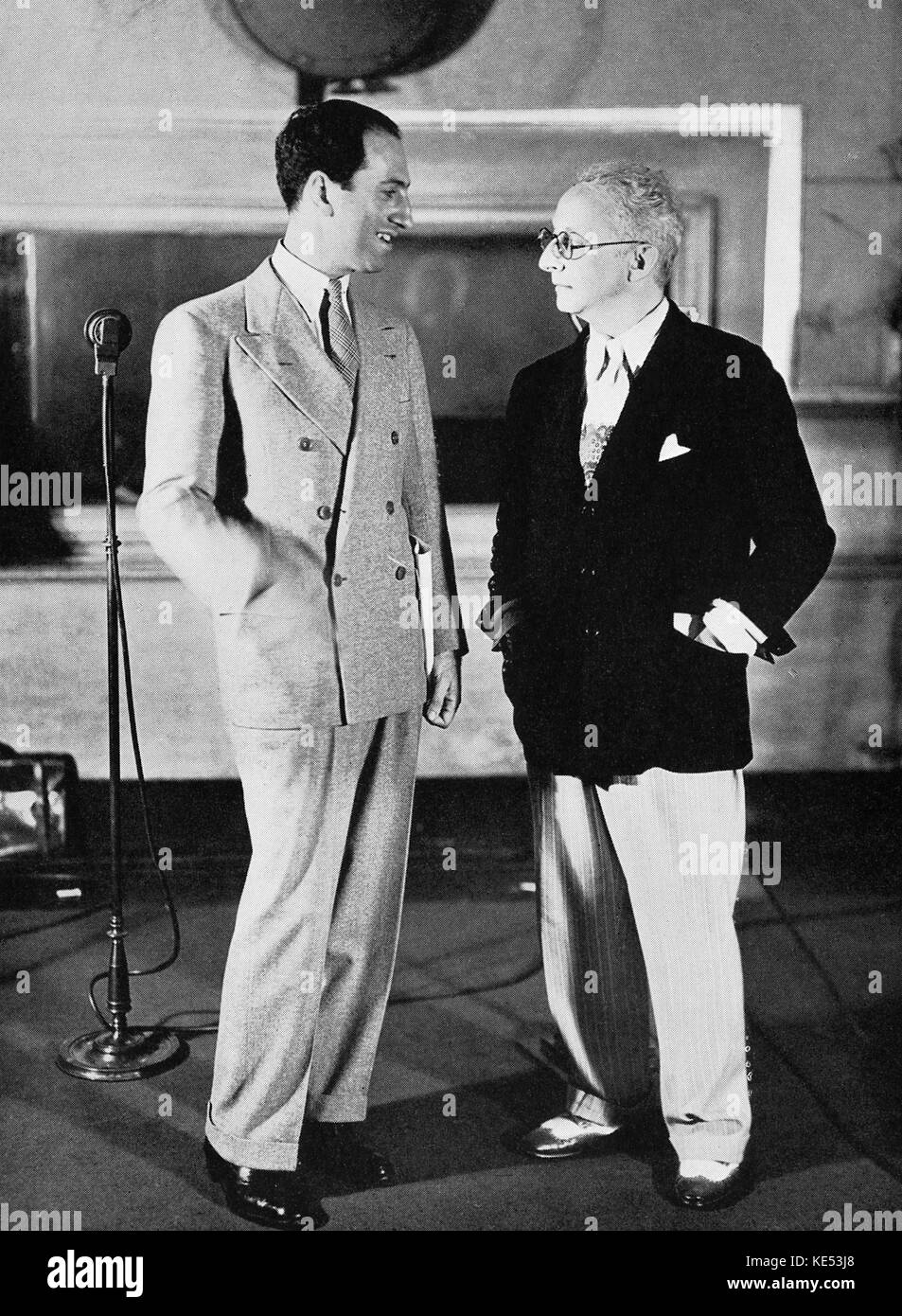 George Gershwin y Jerome Kern (compositor estadounidense el 27 de enero de 1885 - 11 de noviembre de 1945). Pianista y compositor norteamericano, el 26 de septiembre de 1898 - 11 de julio de 1937 Foto de stock