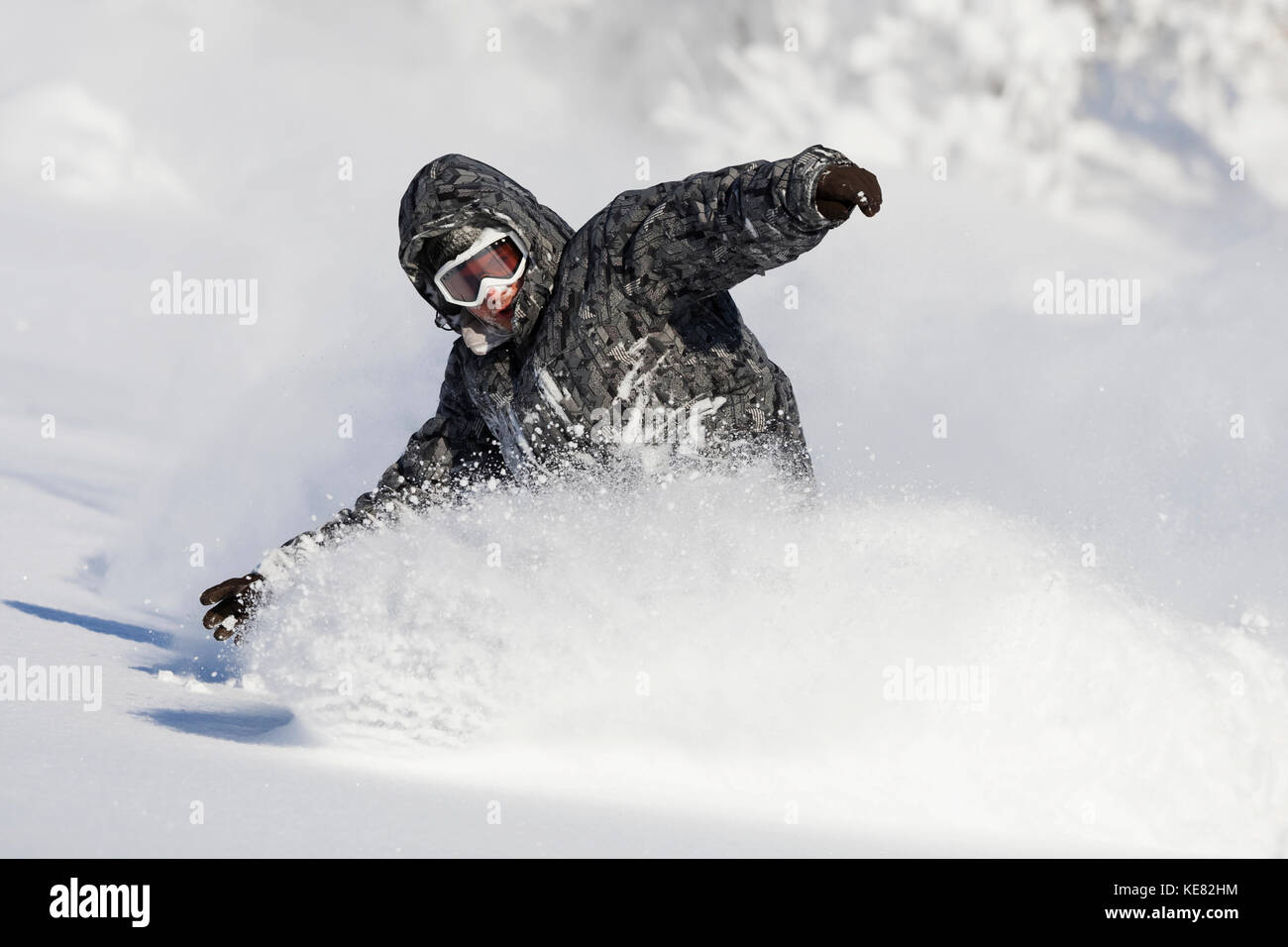 Snowboard en nieve profunda, Homero, Southcentral Alaska, EE.UU Fotografía  de stock - Alamy