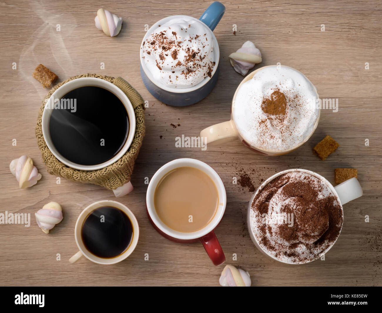 Bebidas de cafe fotografías e imágenes de alta resolución - Alamy