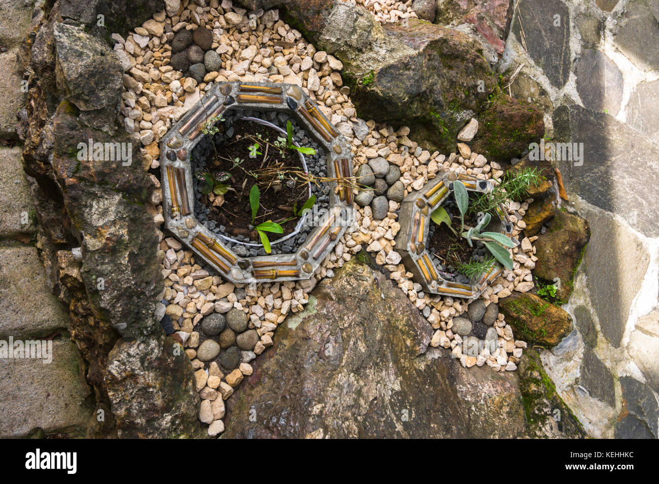 Jardín paisajismo ideas creativas jardín de piedras pequeñas Foto de stock