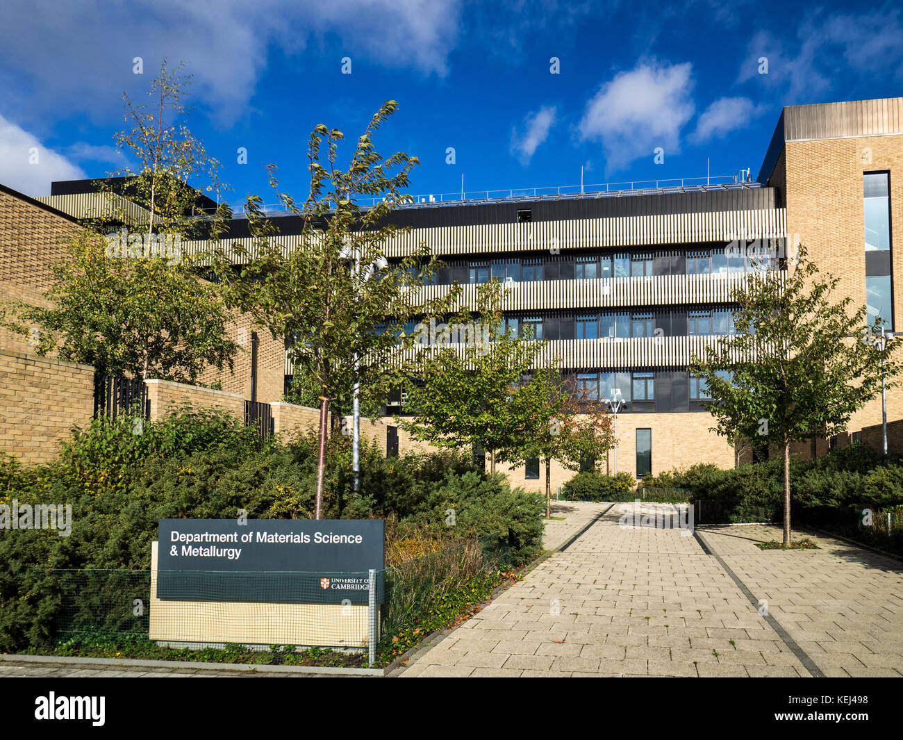 Departamento de Ciencia de Materiales y Metalurgia Construcción (2013) en el oeste de Cambridge sitio de la Universidad de Cambridge, Reino Unido. Arquitectos NBBJ Foto de stock
