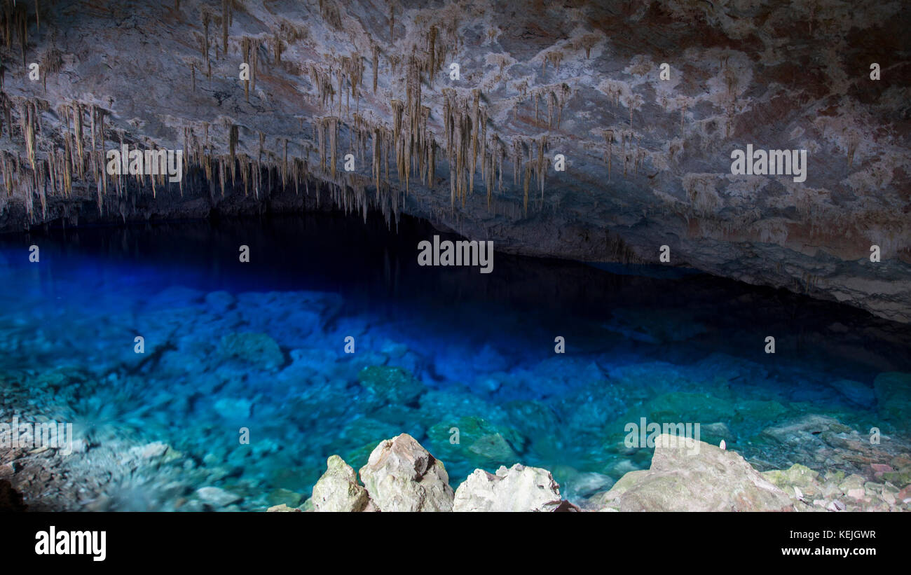 Gruta do Lago Azul [gruta del lago azul] en bonito - Mato Grosso do Sul, Brasil Foto de stock