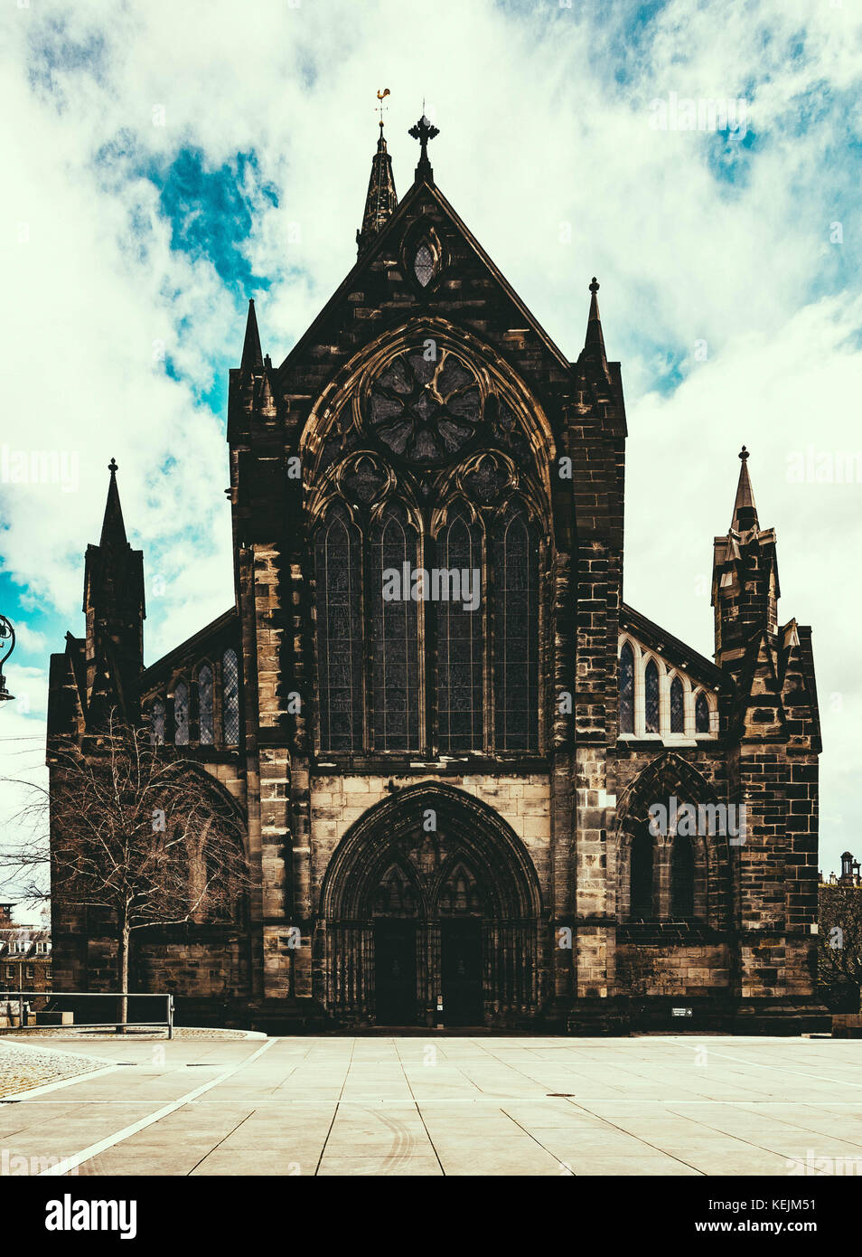 Delante de la Catedral de Glasgow, Ciudad de Glasgow, Escocia Foto de stock