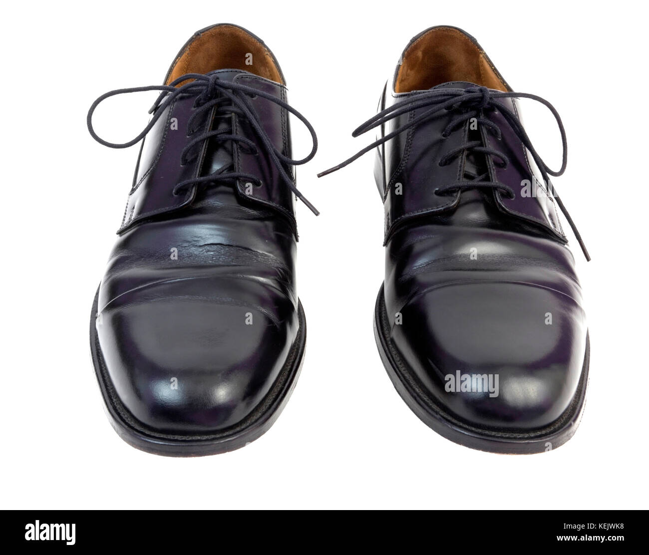 Color negro brillante de zapatos de vestir. aislados Fotografía de stock - Alamy