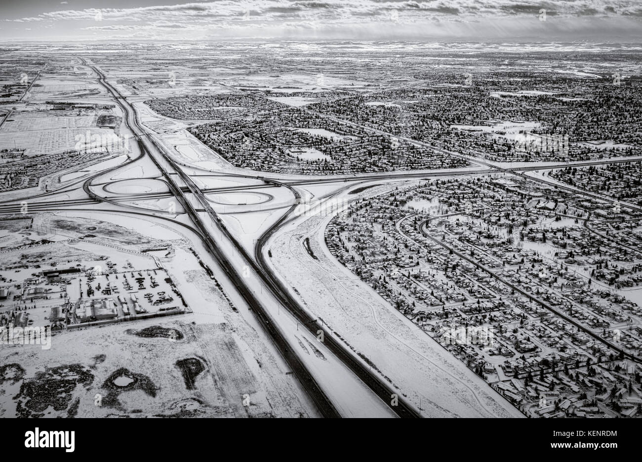 Vista desde arriba de Saskatoon Escena de Invierno en blanco y negro Foto de stock