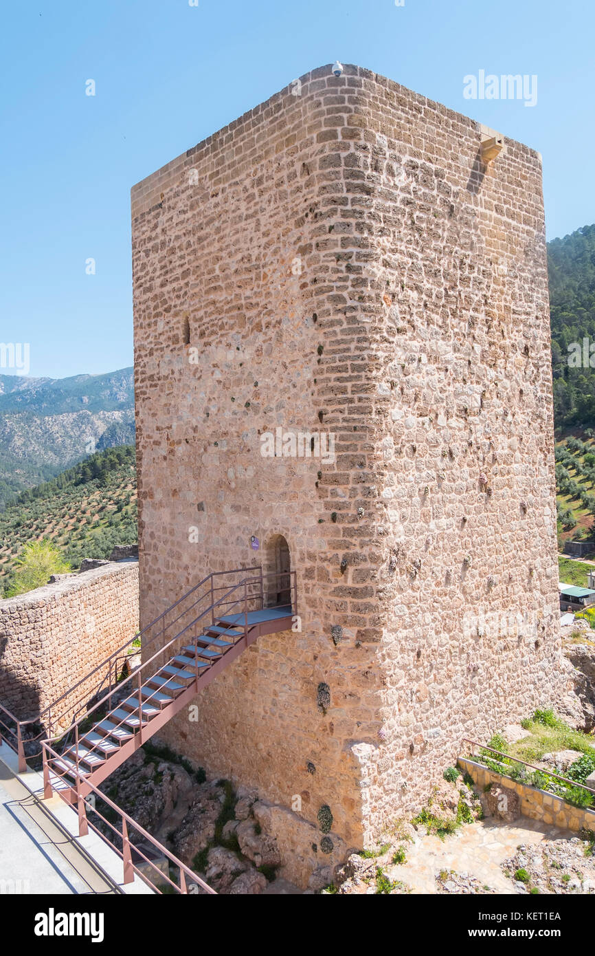 Hornos de Segura castillo, cosmonarium, Jaén, España Fotografía de stock -  Alamy
