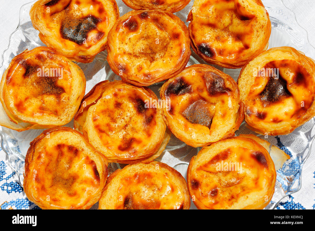 Pastéis tradicionales de nata. Belém, Lisboa. Portugal Fotografía de