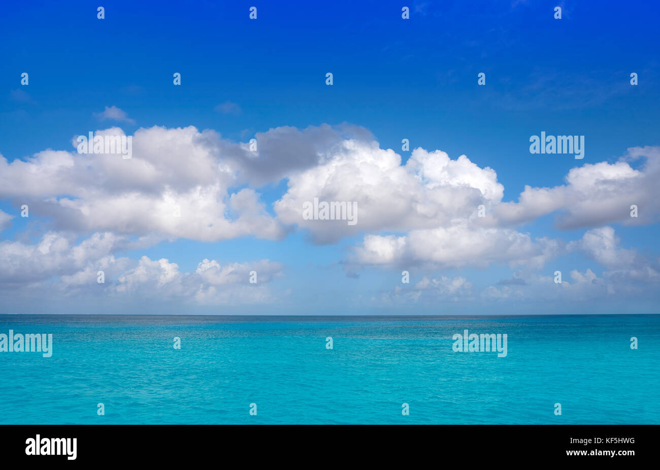 Caribe agua turquesa perfecta textura en Riviera Maya México Foto de stock