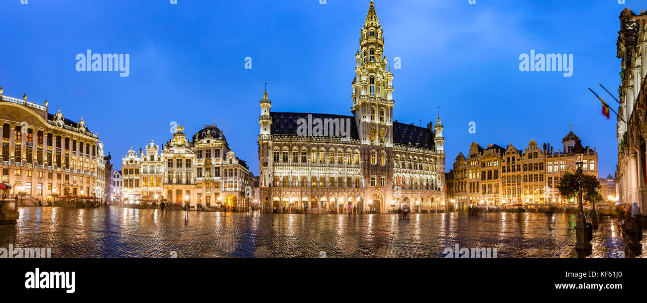 Panorama de la grand place de Bruselas Foto de stock