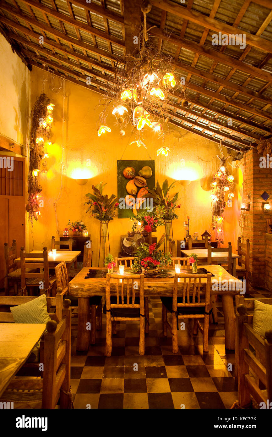 Nicaragua, Granada, un bonito restaurante en el centro de la ciudad de Granada Foto de stock